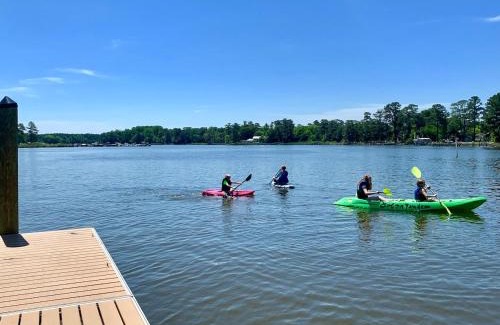Rehoboth Beach House | Peek-a-Boo view-Angola by the bay