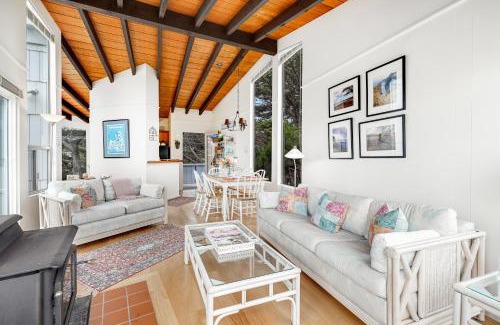 Salmon Creek House | Pelican House