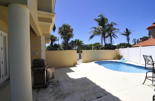 Aquarina House | Pelican Perch-Four bedroom heated pool oceanfront home