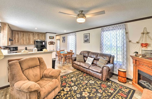 Harkers Island Cottage | 'pelican Place' Coastal Cottage Walk to Back Sound