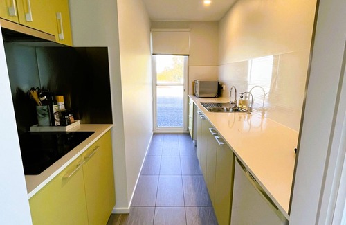 St Helens House | Pelican Point Tasmania