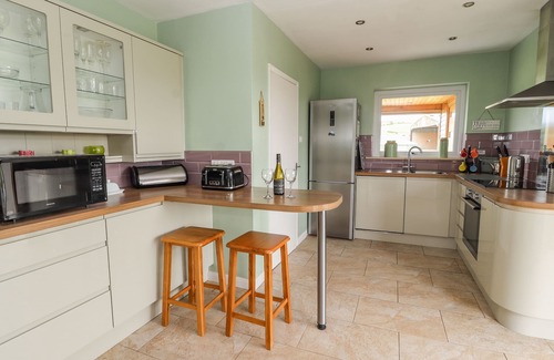 Llannefydd Cottage | PEN BRYN LLAN, family friendly, country holiday cottage in Llannefydd