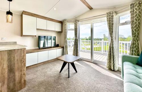 Cross Inn Resort | Pencnwc Holiday Park