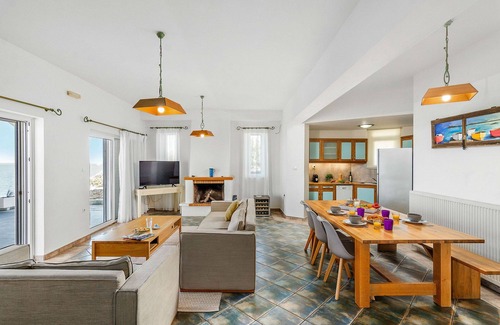 Stavros Villa | Penelope, a seafront villa with stunning sea & sunset views