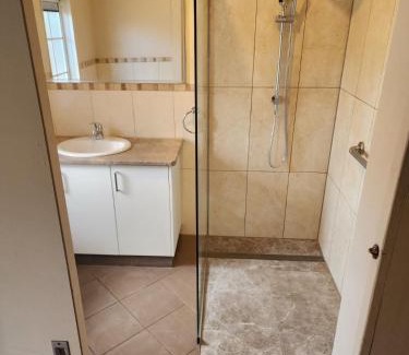 Invermay House | Penfold Cottage CBD Launceston Invermay