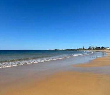 Cooee Apartment | Penguin Paradise Studio Guesthouse