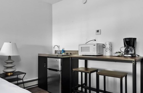 Traverse City Apartment | Peninsula One Apartments Unit 15