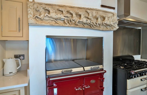 Kingsand Ski Chalet | Penley Villa