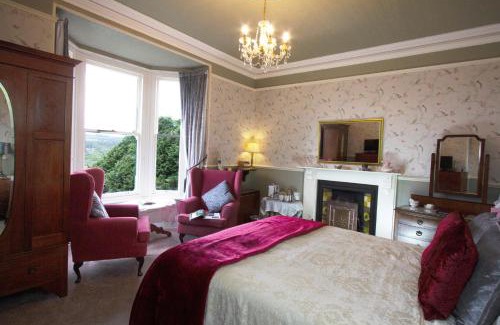 Lostwithiel Bed & Breakfast | Penrose Bed & Breakfast