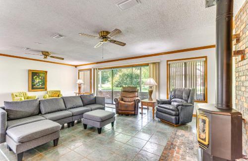 Florida Panhandle House | Pensacola Home about 13 Mi to Perdido Bay!