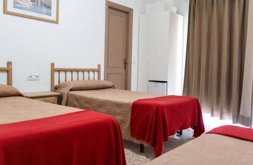 Alcala House | Pensión Alcalá