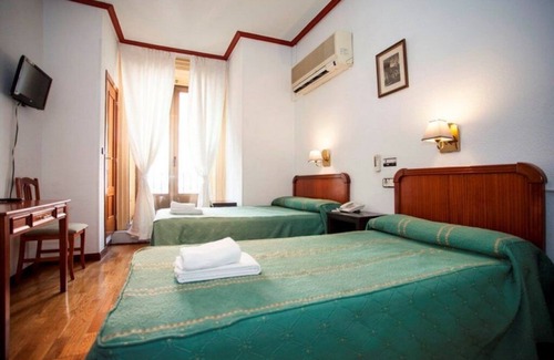 Huertas House | Pensión Carrera