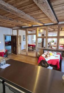 Uehlingen-Birkendorf House | Pension Kaiserhaus