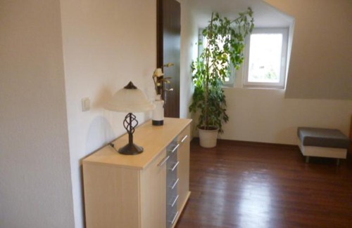 Schonebeck Bed & Breakfast | Pension-Nussbaum