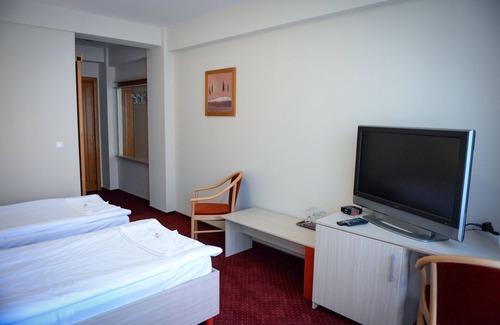 Odorheiu Secuiesc Hotel | Pension Panorama Cozy pension located on a hill overlooking Odorheiu Secuiesc