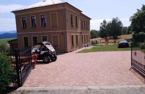 Vysoke Zibridovice House | Pension Stará škola Vysoké Žibřidovice