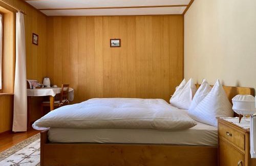 Li Curt Hotel | Pensione Capelli