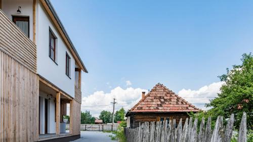Suseni Bed & Breakfast | Pensiunea Agroturisticā Lukács Panzió