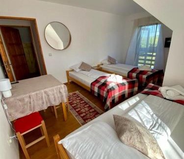Iclod House | Pensiunea Agroturistica Casa Tarta