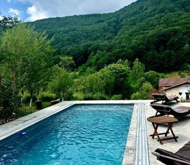 Cheia House | Pensiunea Berg Hill
