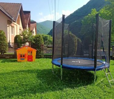 Sugag House | Pensiunea Casa Ioana