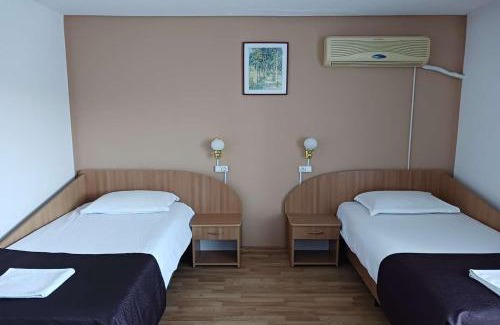 Gilau House | Pensiunea Cionca str 1 Decembrie 1918 nr 466