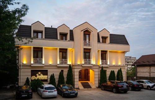 Nord-Est House | Pensiunea Crystal
