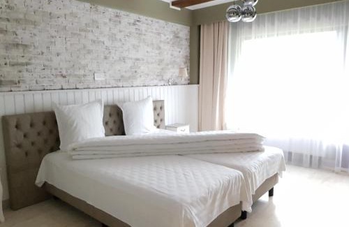 Malini House | pensiunea Davideea