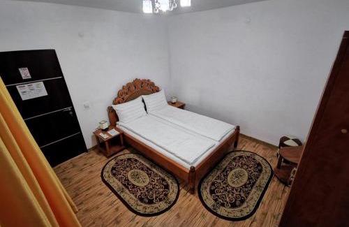 Curtea De Arges House | Pensiunea Eden