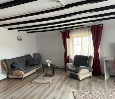 Razvad House | Pensiunea Hanul Voievozilor