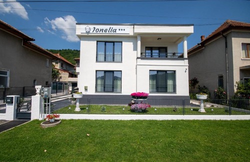 Orsova House | Pensiunea Ionelia