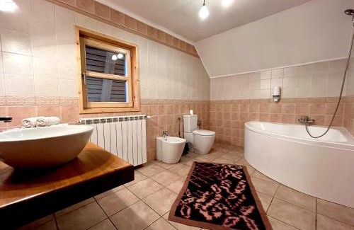 Viseu de Jos House | Pensiunea Iza