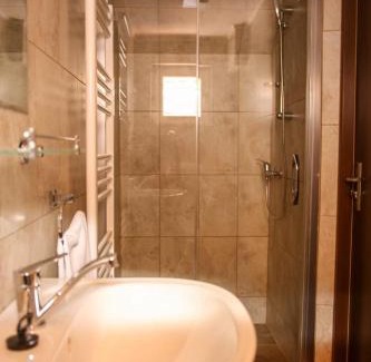 Baile Tusnad House | Pensiunea Lala