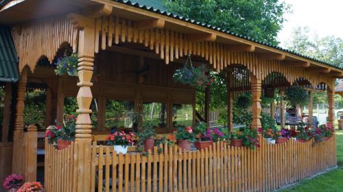 Rohia House | Pensiunea Maria