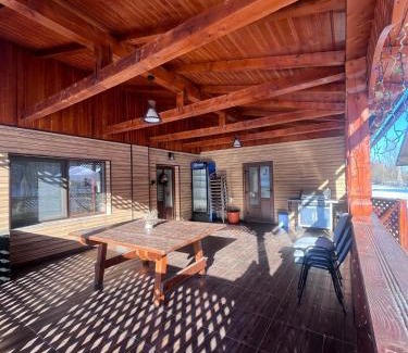 Vama Buzaului House | Pensiunea Mihade