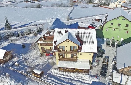 Marisel House | Pensiunea Popasul Iancului