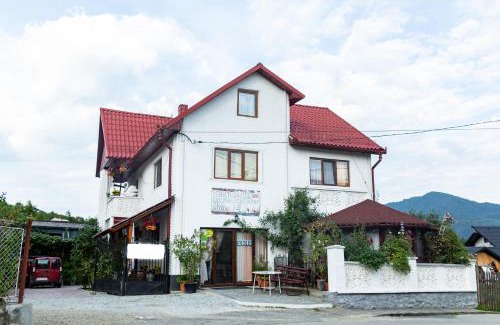Sangeorz-Bai House | Pensiunea Rozmarin