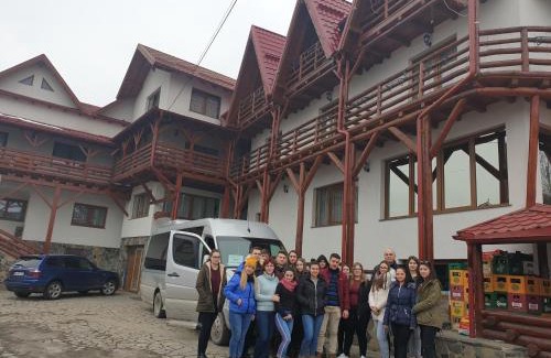 Borsa House | Pensiunea Valcinet