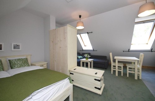 Bronowice House | Pensjonat Pola
