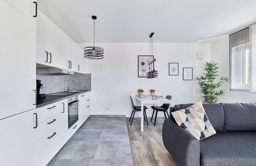 Gartenstadt Apartment | Penthouse apartment in new building with barbecue