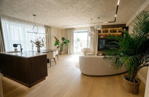 Pantelimon Apartment | Penthouse Lebada Lake View