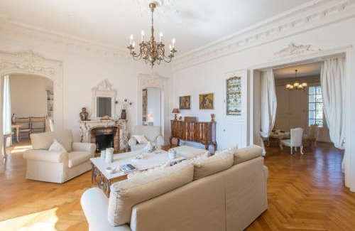 Lazaret Apartment | Penthouse Lou Lòu by iVillamia com