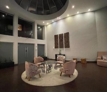 La Carolina Apartment | Penthouse lujo, Parque La Carolina, Piscina, parqueo 3 habitaciones