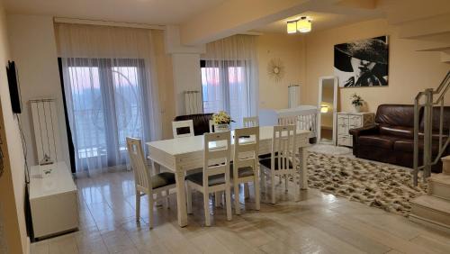 Ramnicu Valcea Apartment | Penthouse Star -Bulevard