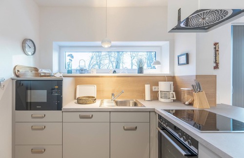Zentrum Apartment | Penthouse Tine vacation apartment in Husum for up to 3 people