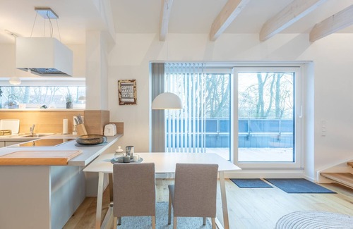 Zentrum Apartment | Penthouse Tine vacation apartment in Husum for up to 3 people
