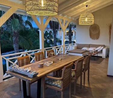 Jan Thiel Apartment | Penthouse Tropicana 6 persons gated penthouse with pool