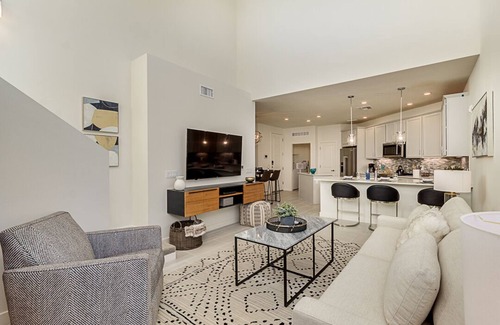 Carino Estates Condo | Penthouse Two Story Resort Condo in Ocotillo! Waterviews at The Cays!