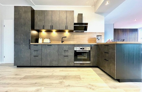 North Tolkewitz/Seidnitz Apartment | Penthouse W46 in Dresden - Saniert, Zentral, bis 6 Personen!