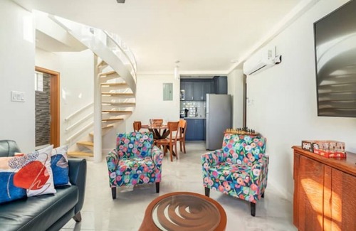 Montego Bay Condo | Penthouse with Roof Top Terrace & Ocean View